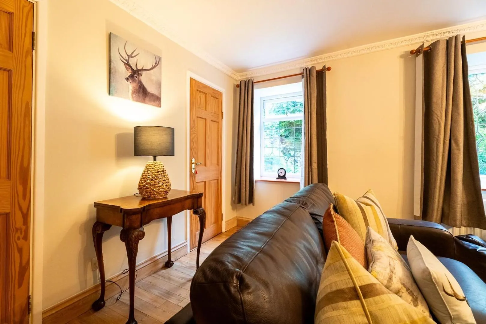 Luxurious Country Retreat In Winford Hotel