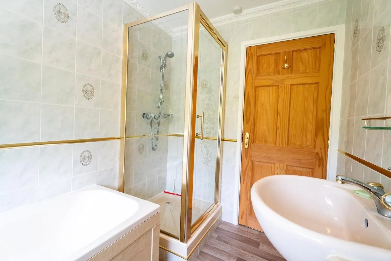 Luxurious Country Retreat In Winford Hotel Guest house